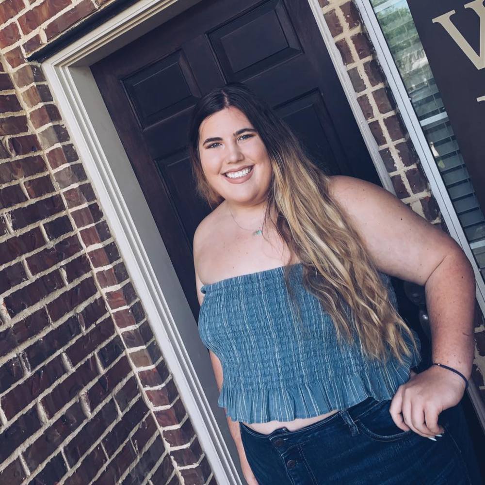 Meet your Posher, Brooke